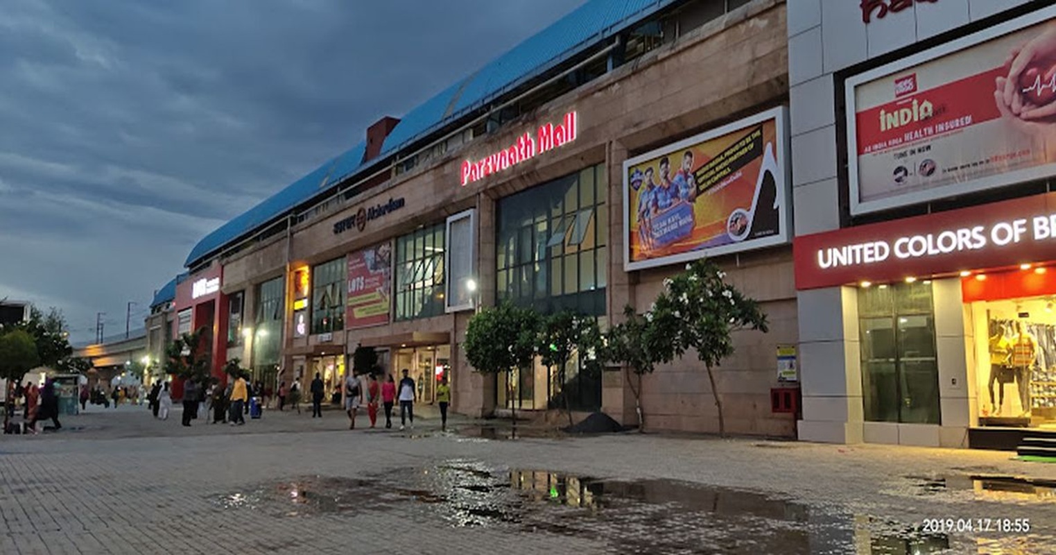 Parsavnath Akshardham Mall